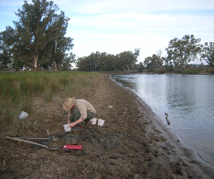 Collecting samples of inland acid sulfate soil along Travellers Creek, an anabranch of the Murray River, downstream of Albury NSW