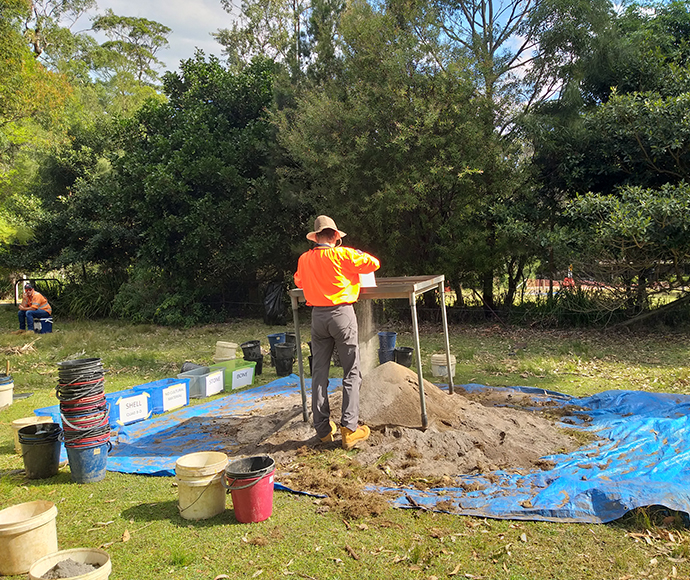 Aboriginal archaeological investigation at Bonnie Vale