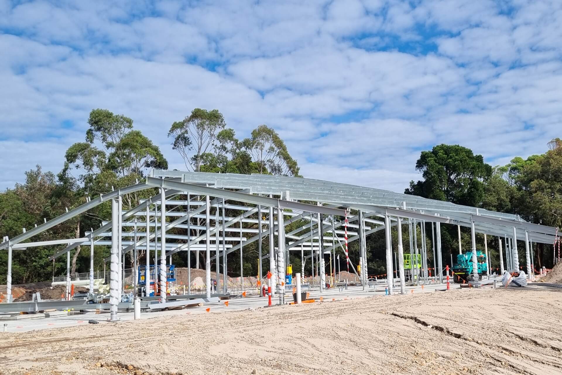 Steel structural framing of a large, single-storey building