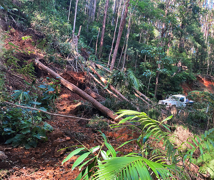 Major slip on Baranbali Road, Mooball National Park