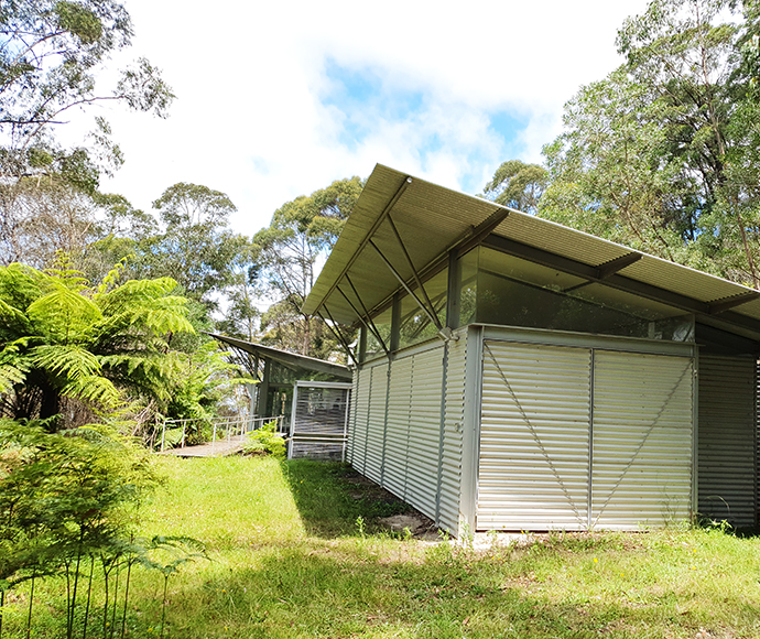 Simpson-Lee House II, Northern elevation of secondary pavilion (garage and pottery studio)